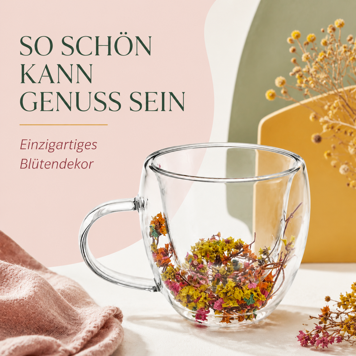 Glastasse mit einzigartigem Blütendekor
